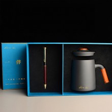 紫砂杯、紅木簽字筆商務(wù)套裝